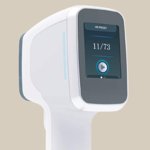 Seduta di epilazione laser in corso